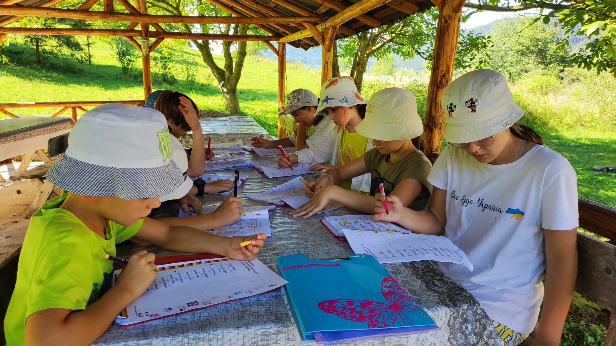 “Життя в гармонії”: наметові табори від Пласту та Мінмолоді